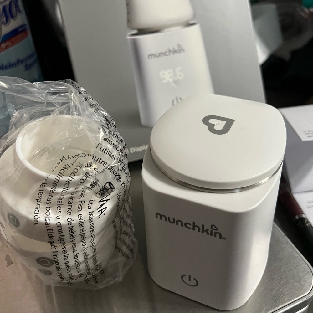 Munchkin baby bottle warmer opened box